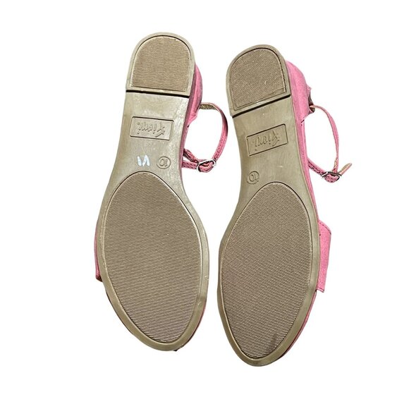 Fiomi Women's Size 10 Pink Faux Suede Ankle Strap Sandals With Buckle Closure - Picture 3 of 13